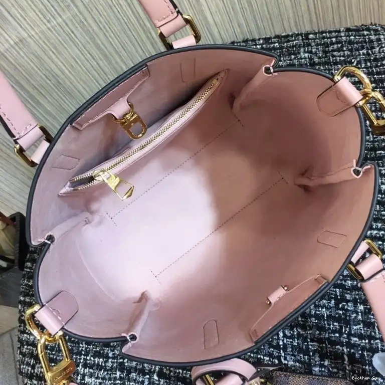 Brother Sam Yupoo Bags LV 20B570047 0526